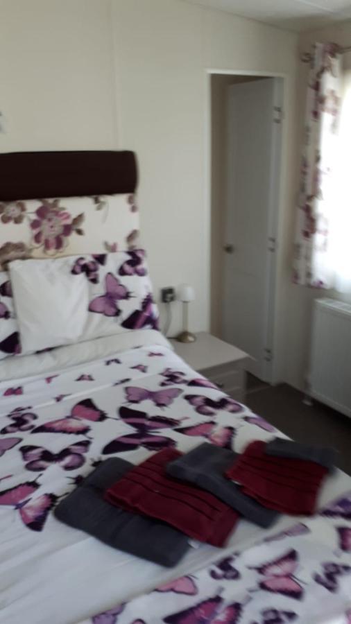 Summer Lovely Big Caravan In Hastings Sleeps 6 Free Wifi In Caravan Campsite *
