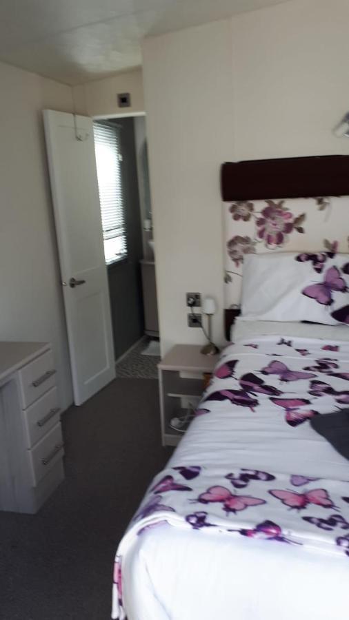 Summer Lovely Big Caravan In Hastings Sleeps 6 Free Wifi In Caravan *