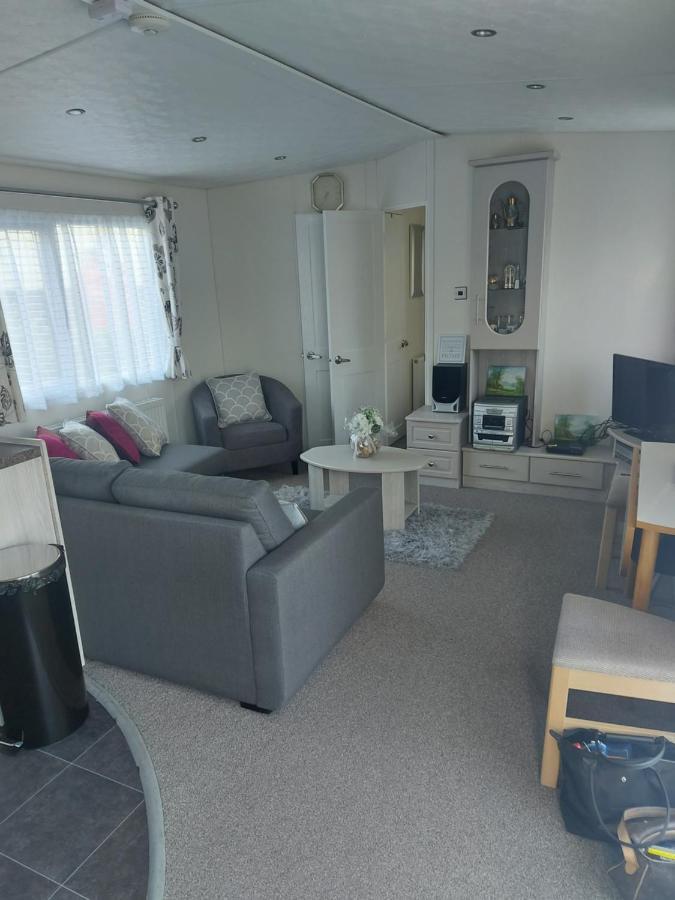 Summer Lovely Big Caravan In Hastings Sleeps 6 Free Wifi In Caravan