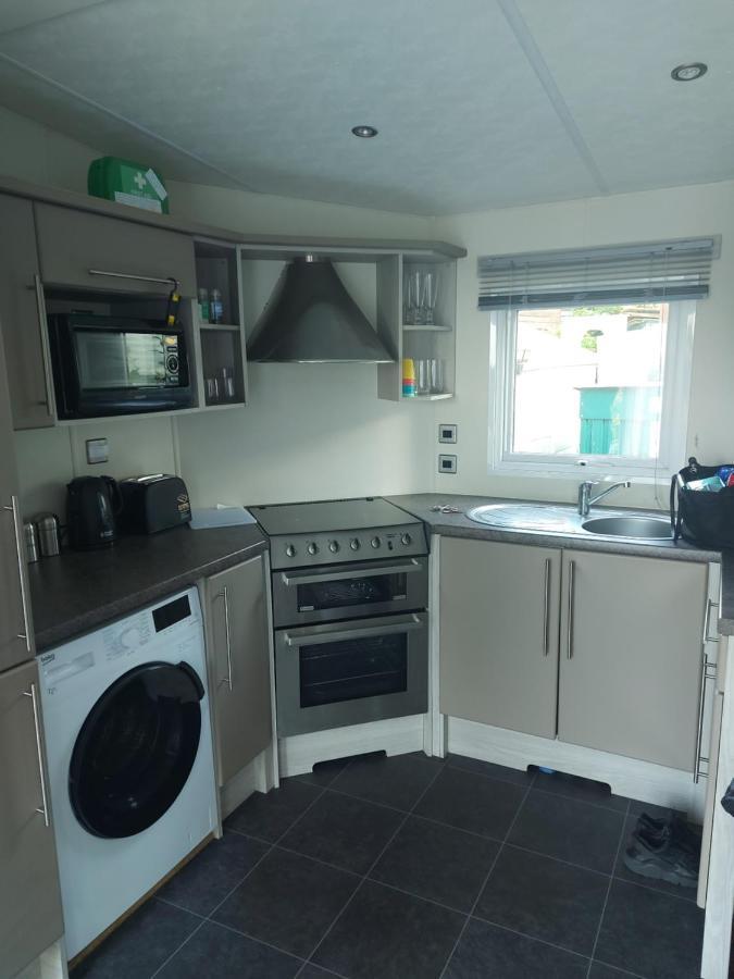 Summer Lovely Big Caravan In Hastings Sleeps 6 Free Wifi In Caravan *