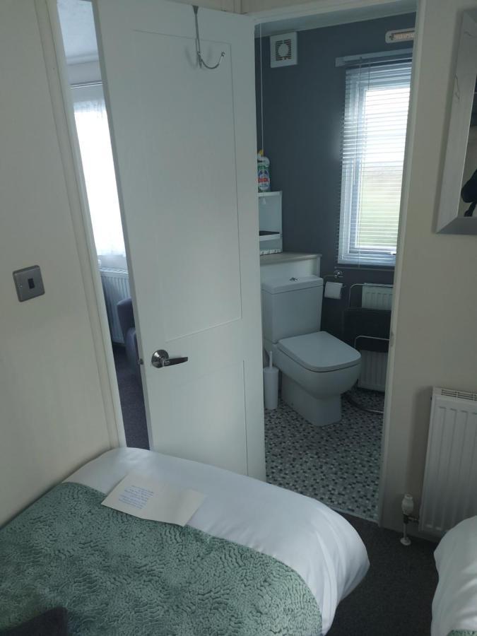 Summer Lovely Big Caravan In Hastings Sleeps 6 Free Wifi In Caravan * St Leonards-on-Sea