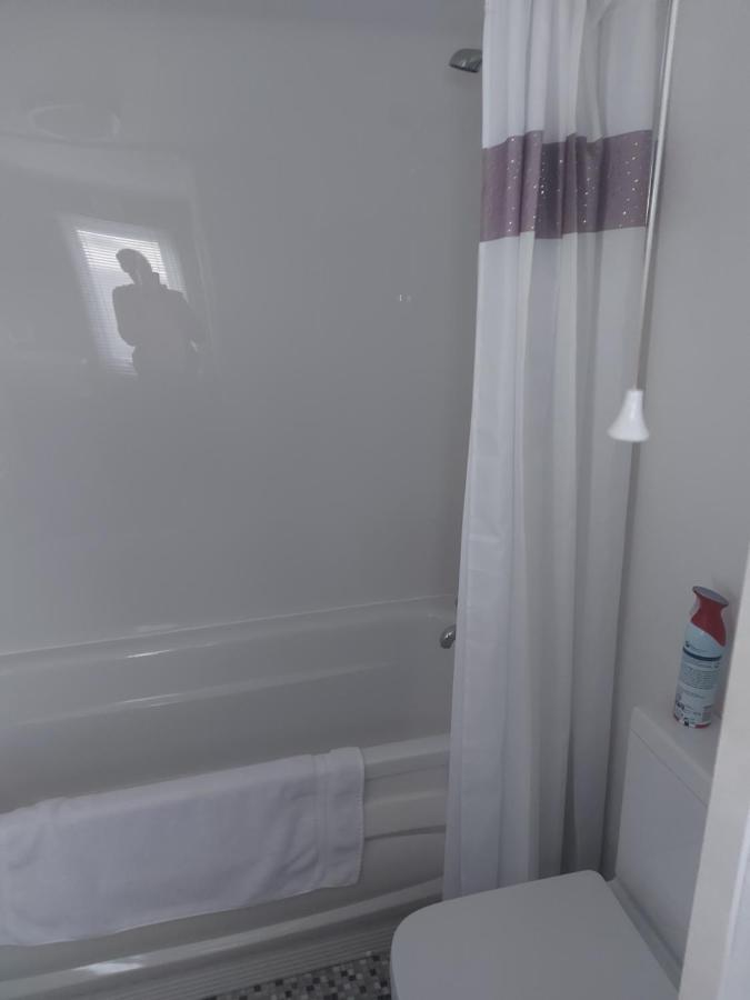 Summer Lovely Big Caravan In Hastings Sleeps 6 Free Wifi In Caravan * St Leonards-on-Sea