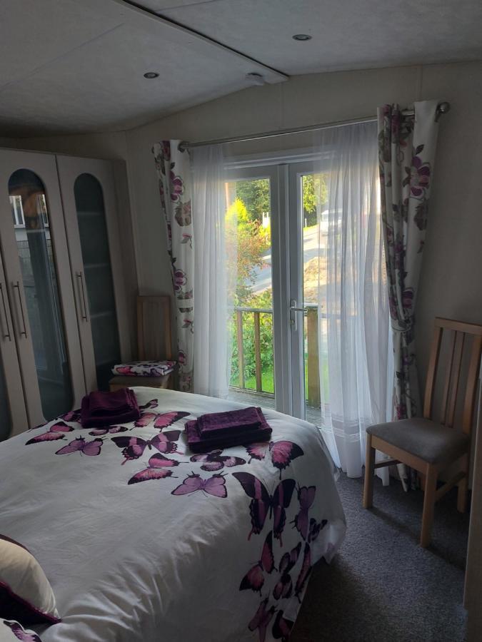 Summer Lovely Big Caravan In Hastings Sleeps 6 Free Wifi In Caravan *